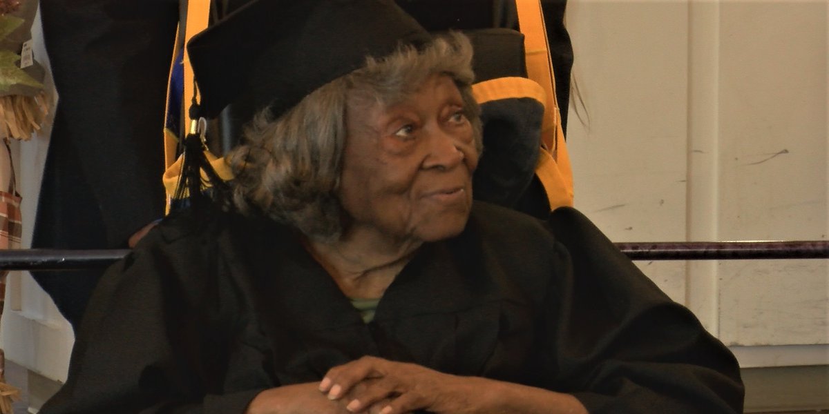 Woman earns GED at 90 years old