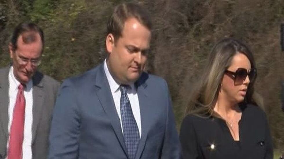 Scott Walker leaving his plea hearing in February. (Photo source: WLOX)