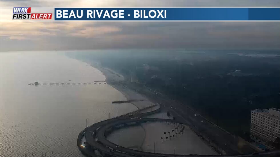 Smoke moving into Biloxi Oct 22, 2023