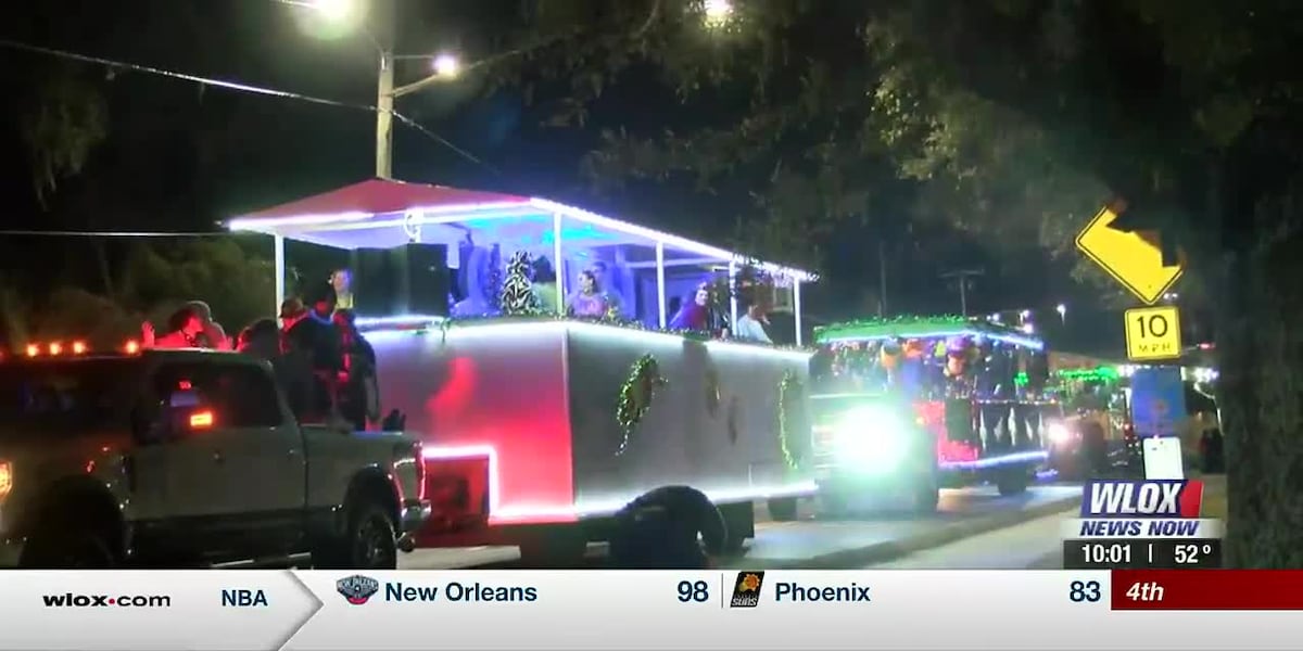 Ocean Springs Night Parade lights up downtown Ocean Springs Night Parade lights up downtown